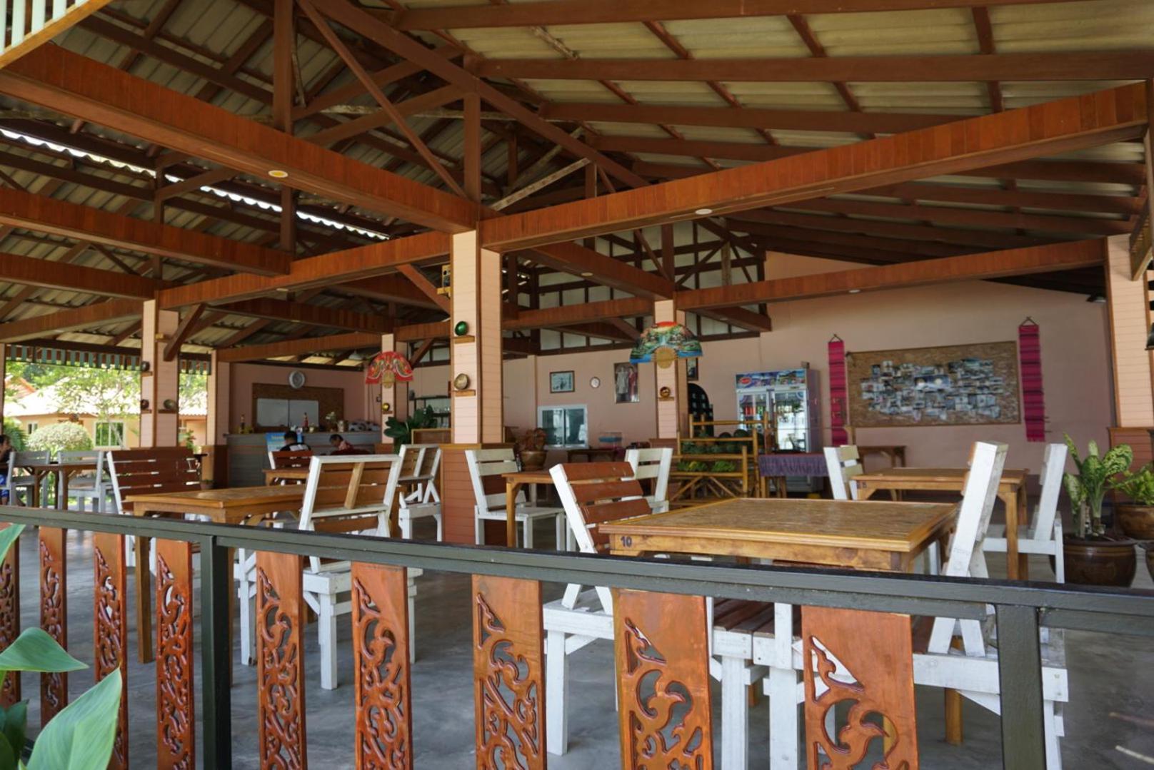 Koh Ngai Kaimuk Thong Resort Exteriör bild