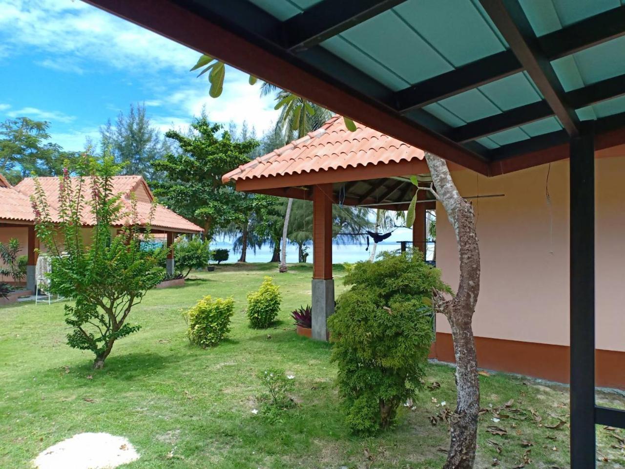 Koh Ngai Kaimuk Thong Resort Exteriör bild