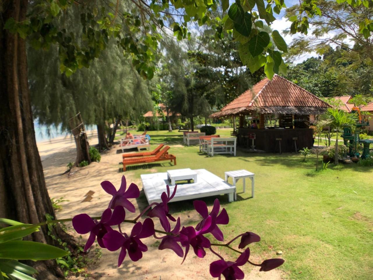 Koh Ngai Kaimuk Thong Resort Exteriör bild