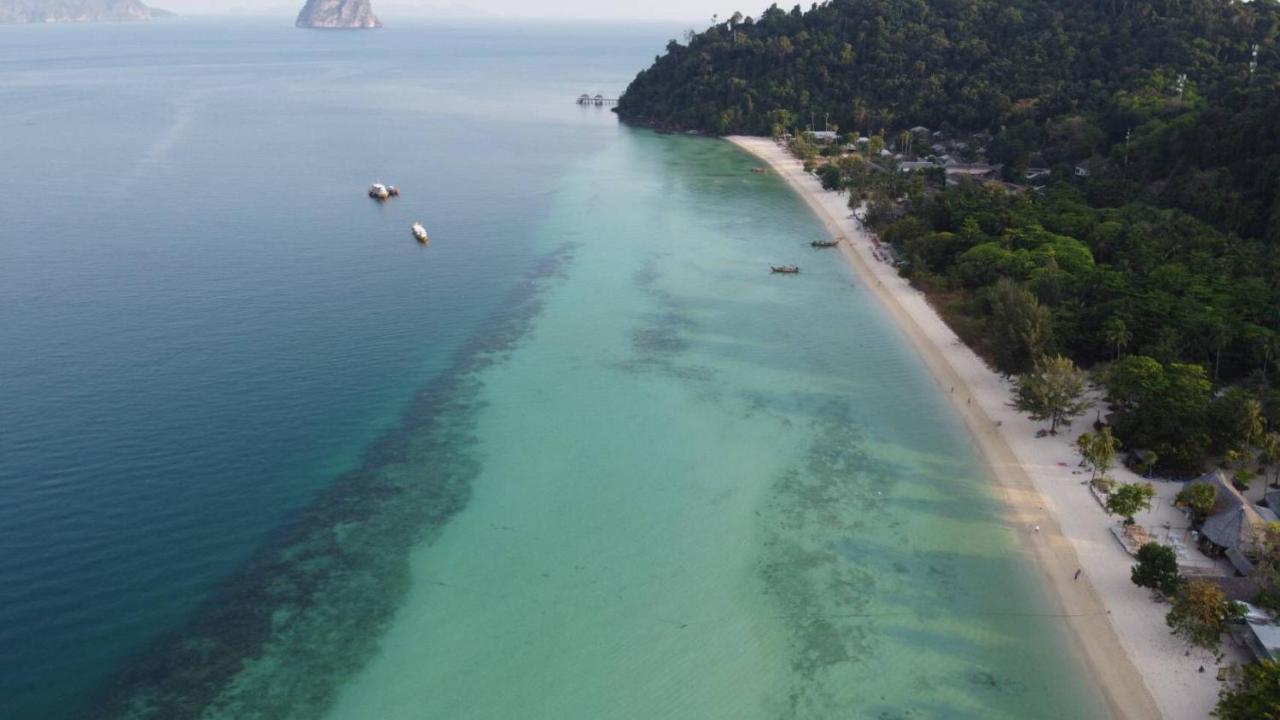 Koh Ngai Kaimuk Thong Resort Exteriör bild